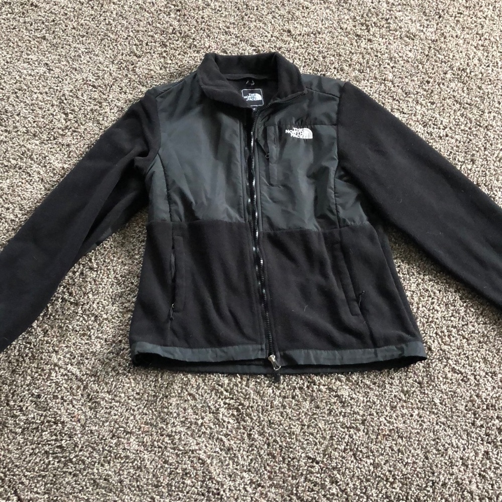 Women’s Black North Face Fleece
